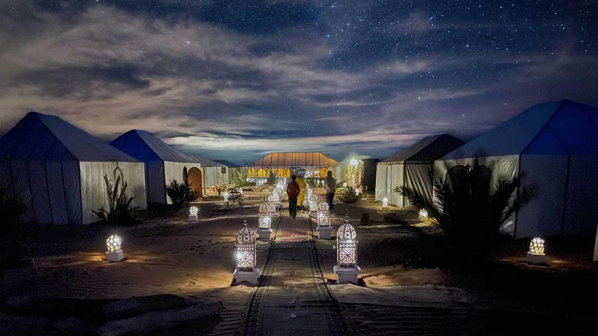 Luxury tent Camel Trekking Desert Camp 5*