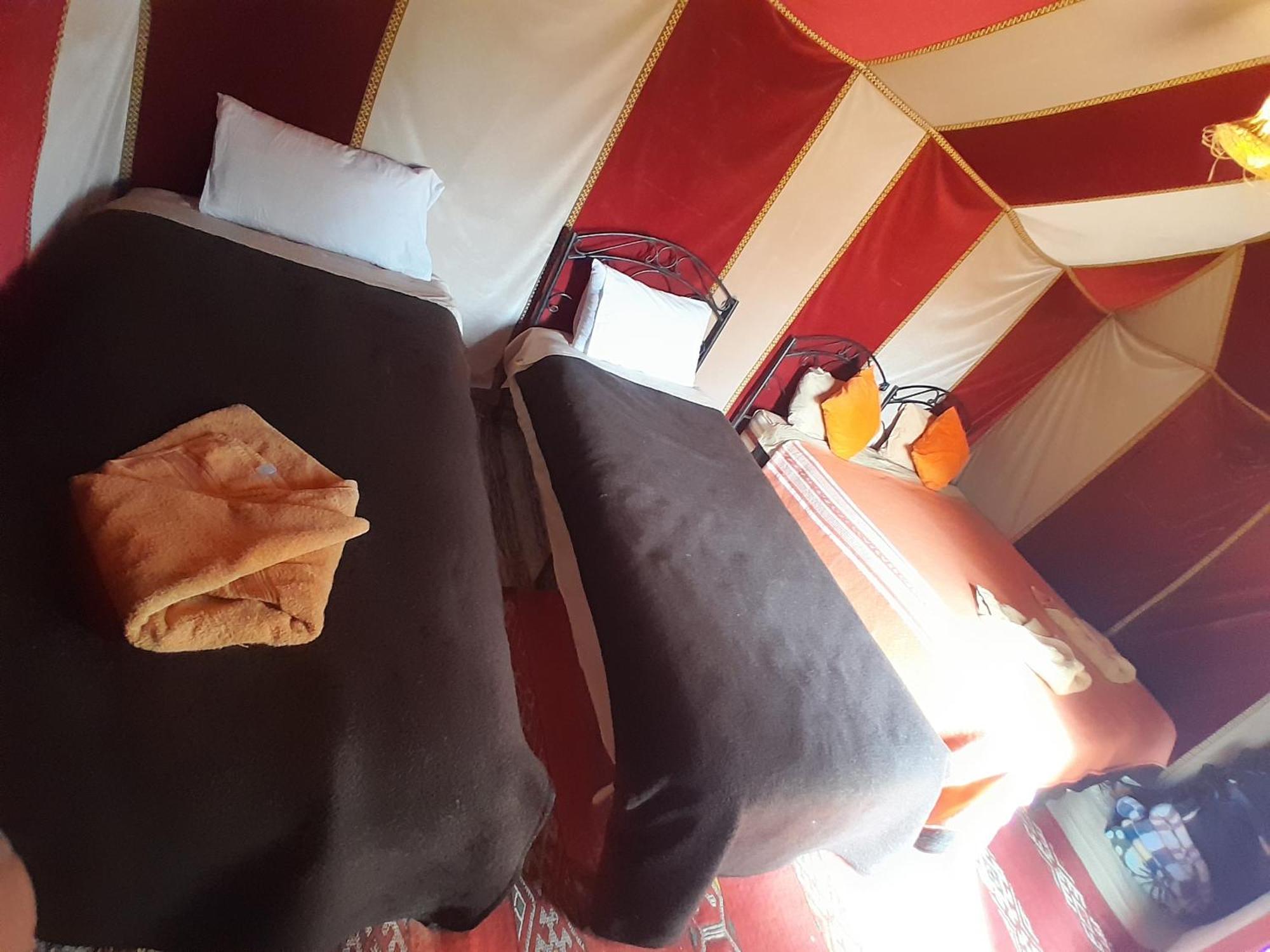 Camel Trekking Desert Camp Luxury tent 5*